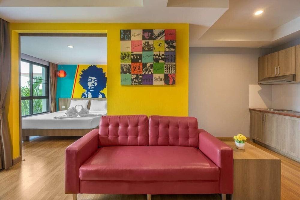 Anchan Boutique Hotel- Sha Plus Чалонг Экстерьер фото